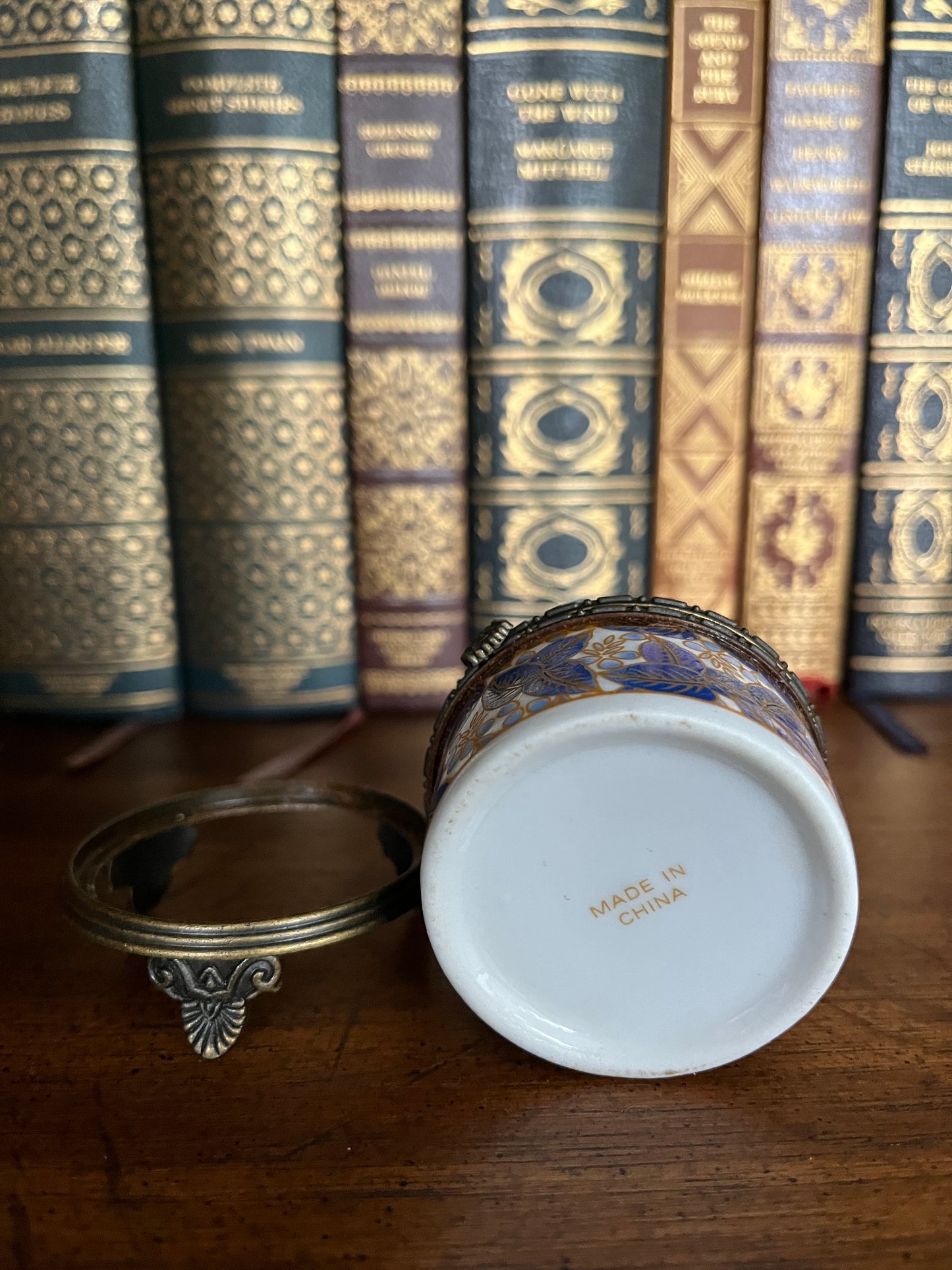 Cobalt Blue & Gold Leaf Motif Porcelain Trinket Box