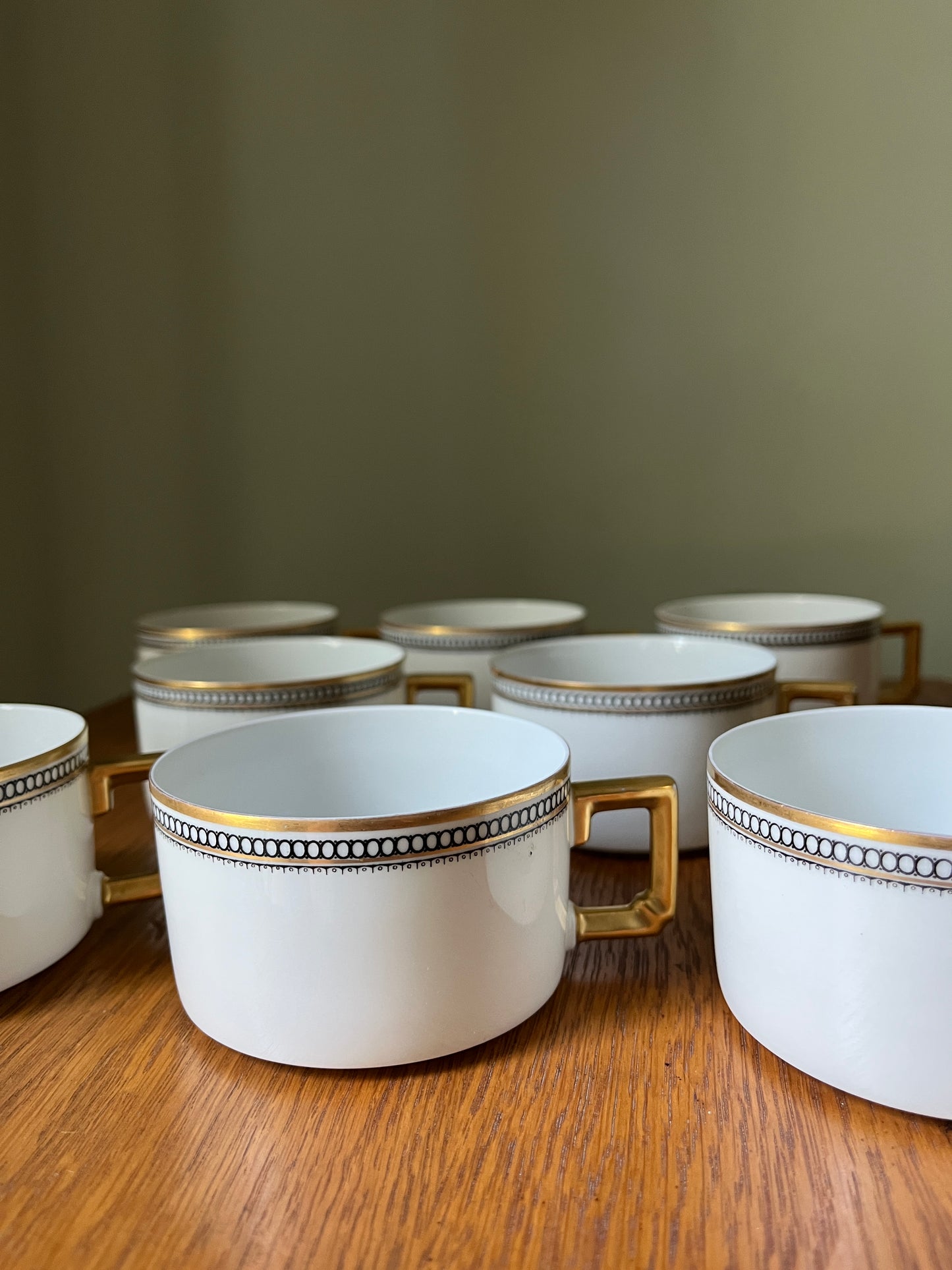 (8) Heinrich H&Co Bavaria Imperial Teacups