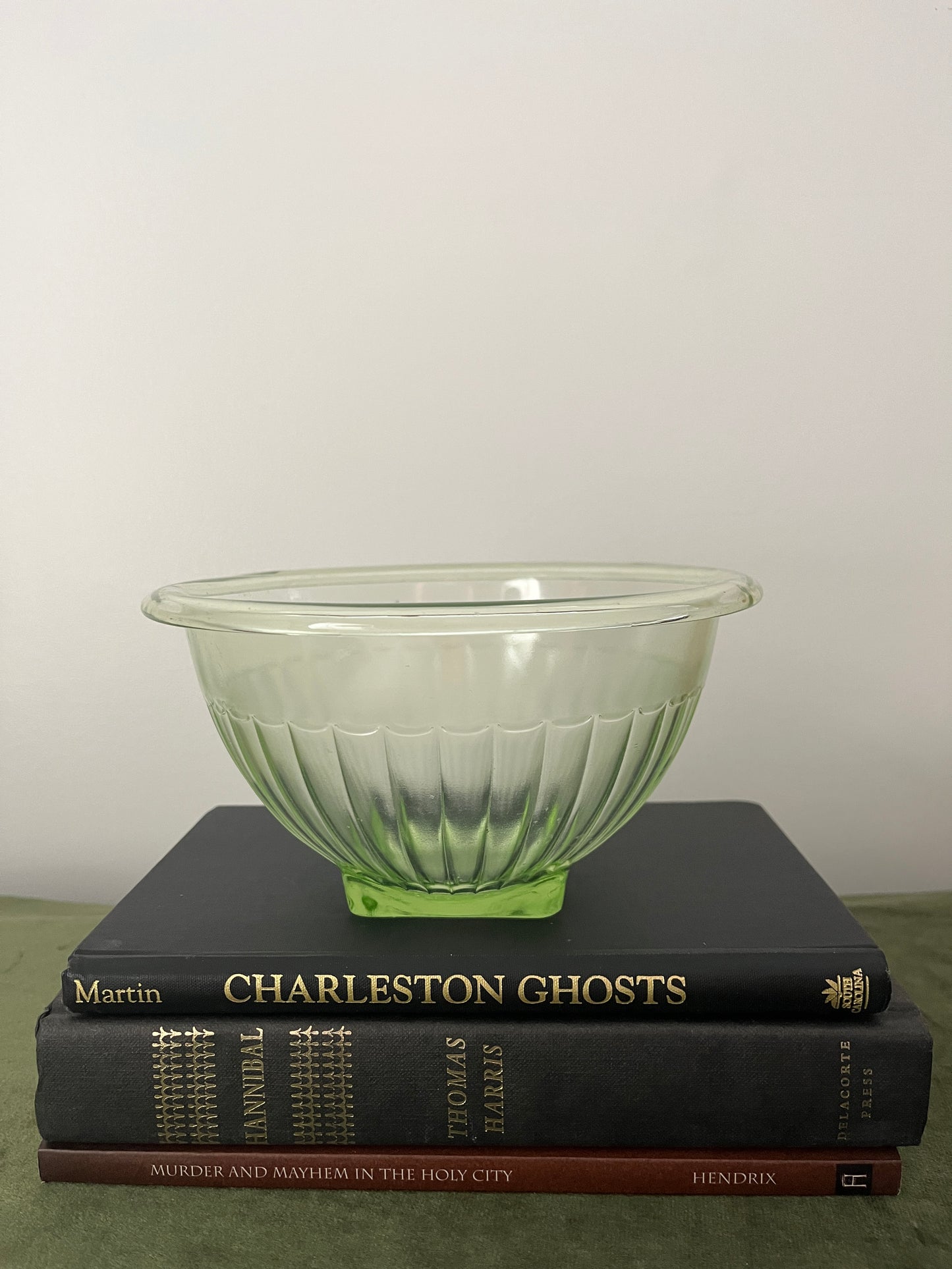 Diamond Shaker Salt Uranium Bowl