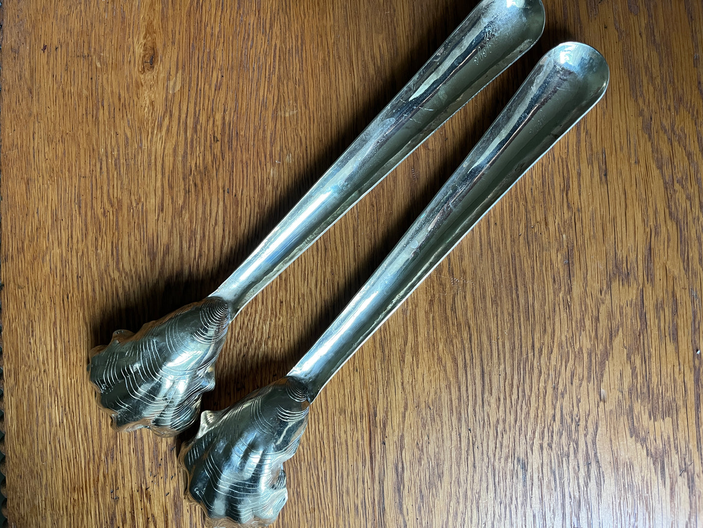 GoGo Oyster Shell Serving Utensils