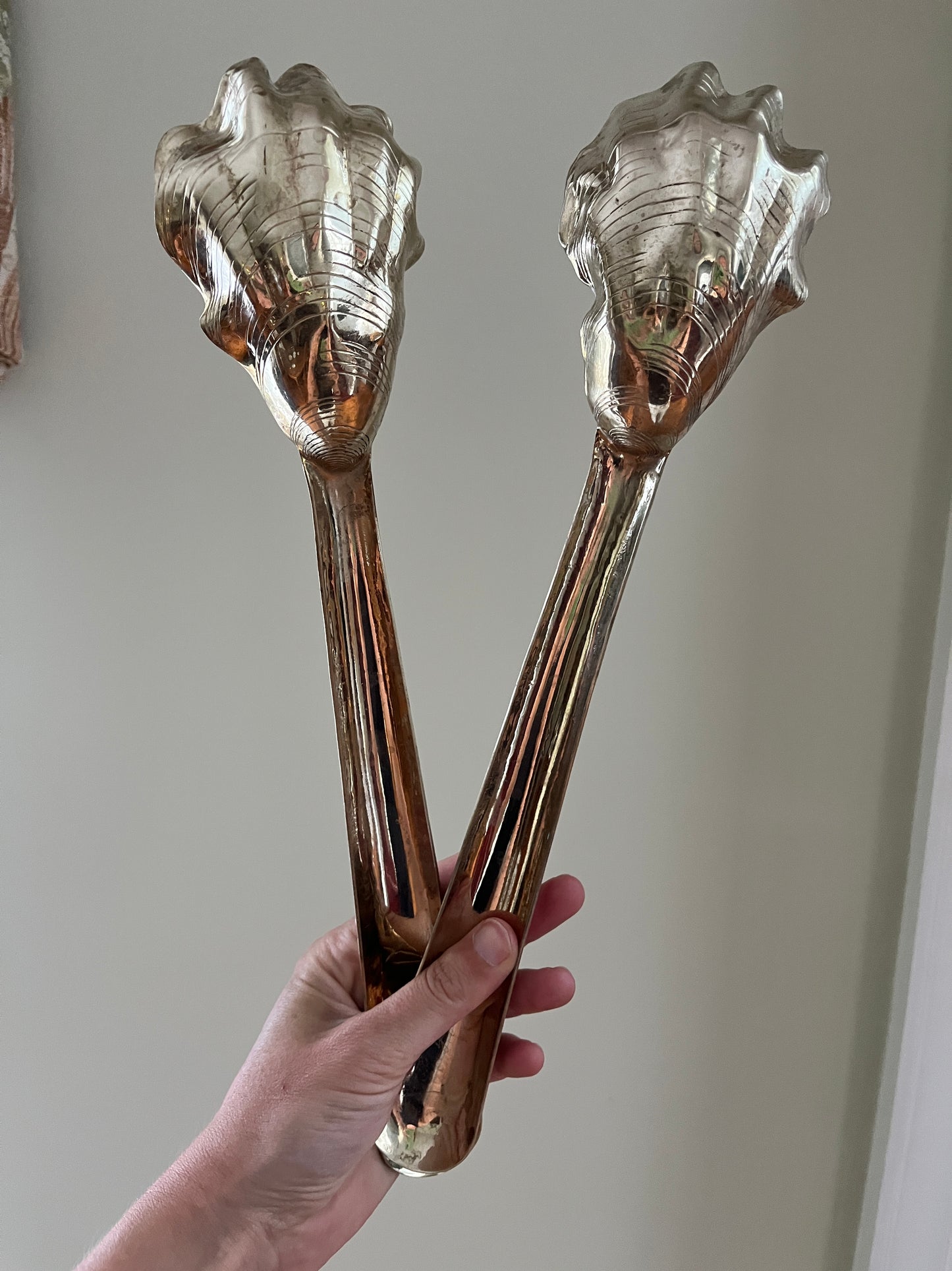 GoGo Oyster Shell Serving Utensils