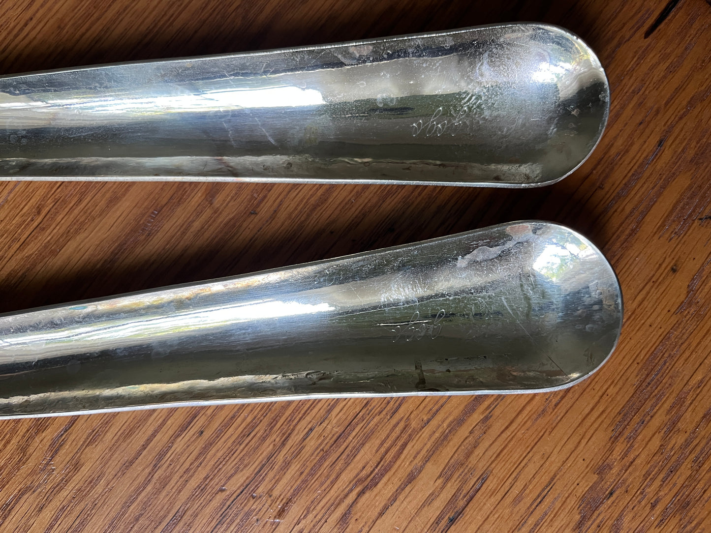 GoGo Oyster Shell Serving Utensils